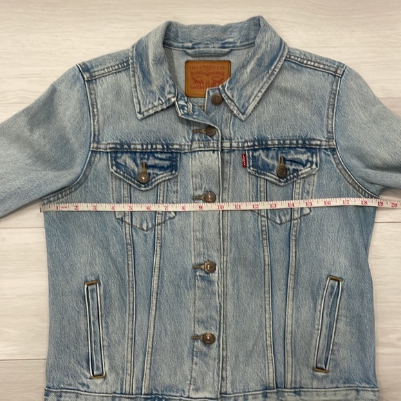 Levi’s Original Trucker Jean Jacket - Picture 9 of 12